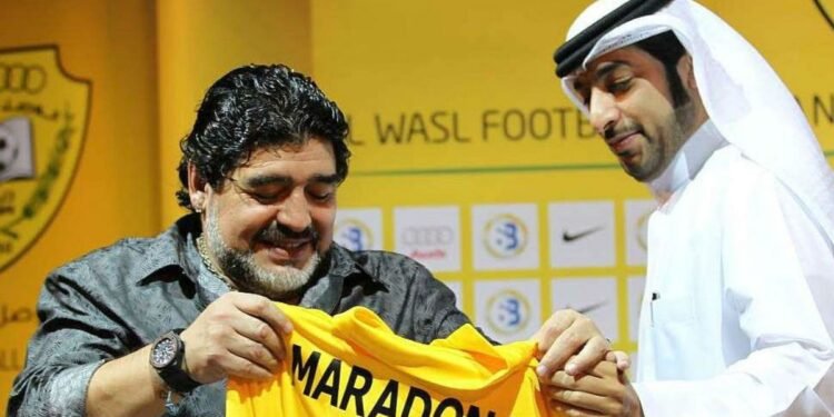 Diego Maradona, un legado eterno: Dubái premia a los mejores futbolistas con un galardón en su nombre