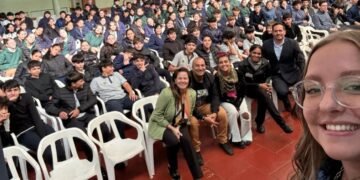 Jóvenes curiosos y atentos: Bahr destacó que los adolescentes quieren saber cómo protegerse online