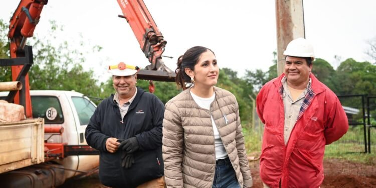 Paula Franco: “Estas obras no son solo cifras y cables, son oportunidades que llegan a cada hogar”