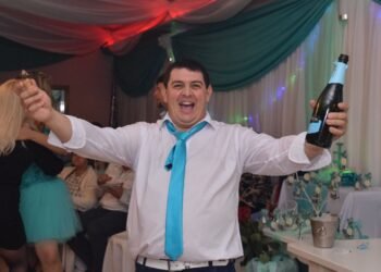 El desdén por la Salud Pública: un comerciante de pollo al frente del PAMI en San Vicente