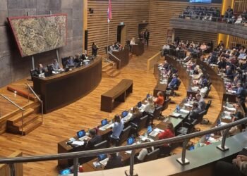 Milei impulsa una ley de equilibrio fiscal, un modelo que Misiones aplica desde hace más de 20 años