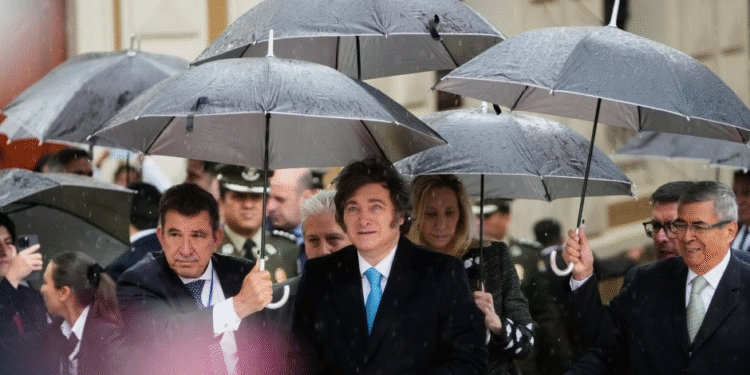 El gobierno nacional decidió seguir con la recesión económica