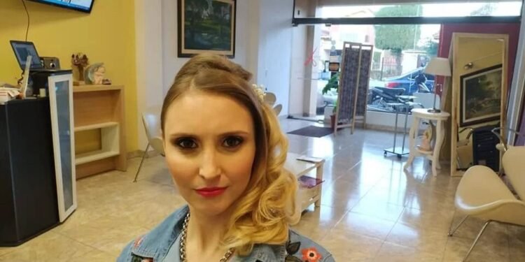 Motosierra para el discurso, cargos para los propios: escandaloso nombramiento deja al PAMI de Alem en manos de la cuñada de un concejal de La Libertad Avanza