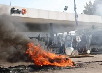 FATE cierra su planta y despide a 920 trabajadores tras más de 80 años de actividad