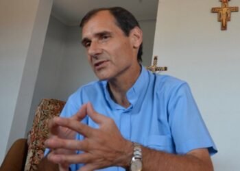 Cáritas Posadas: crece la cantidad de familias de clase media que piden ayuda por la crisis económica