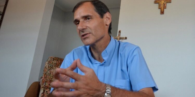 Cáritas Posadas: crece la cantidad de familias de clase media que piden ayuda por la crisis económica