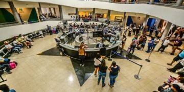 Más de 43 mil consultas en un mes: el ajuste nacional dispara la demanda en el hospital público de Misiones