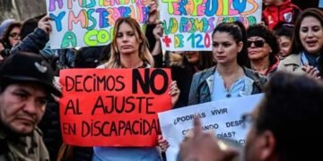 Discapacidad en emergencia: crecen las protestas y alertan por una reforma que pone en riesgo la cobertura