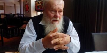 Hugo Sand: “Milei rompió la ley para que sus amigos, los grandes empresarios, se queden con mas de 400 mil millones de pesos”