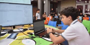 Encuentro en Red: una propuesta para capacitar a jóvenes creadores de contenido digital